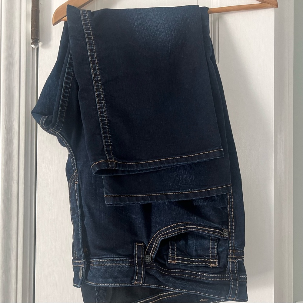 Silver Jeans Suki Mid Capri Super Stretch Size 22